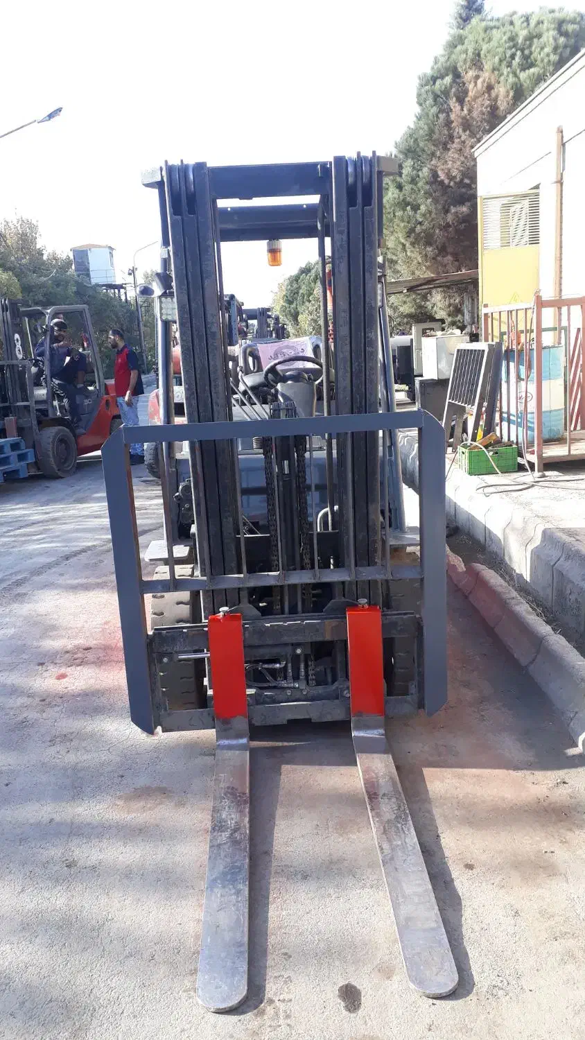 تعمیرکار لیفتراک|خدمات پیشه و مهارت|مشهد, شهرک صنعتی توس|دیوار