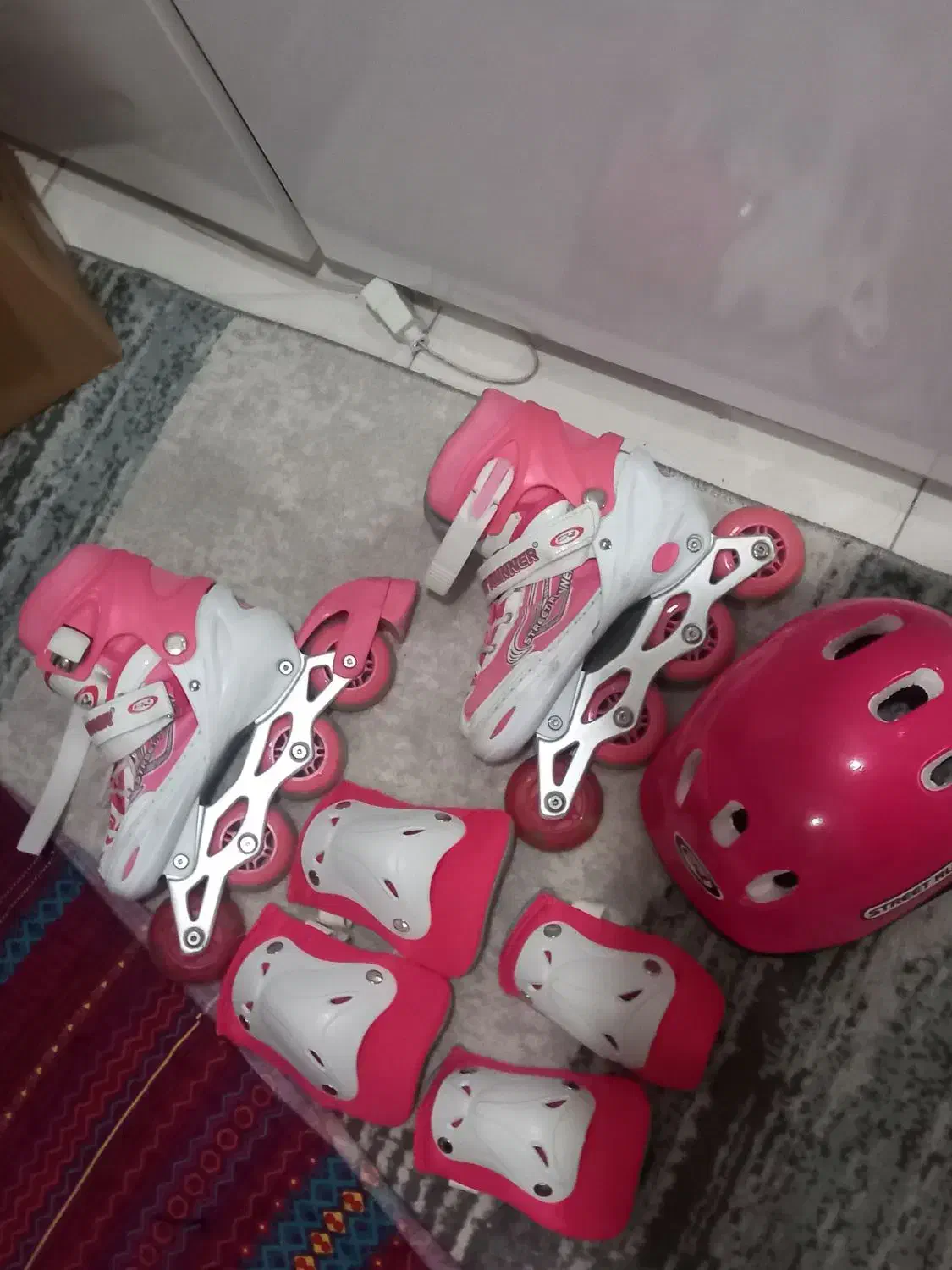 اسکیت دخترونه درحد نو  صورتی ش۳۴ال ۳۶|دوچرخه، اسکیت، اسکوتر|پاکدشت, پاکدشت (مامازند)|دیوار