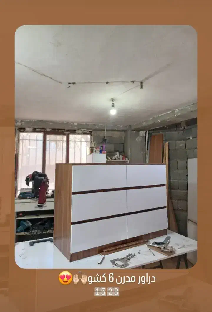 میز تحریر و کمد لباس|مبلمان خانگی و میز عسلی|سنندج, |دیوار