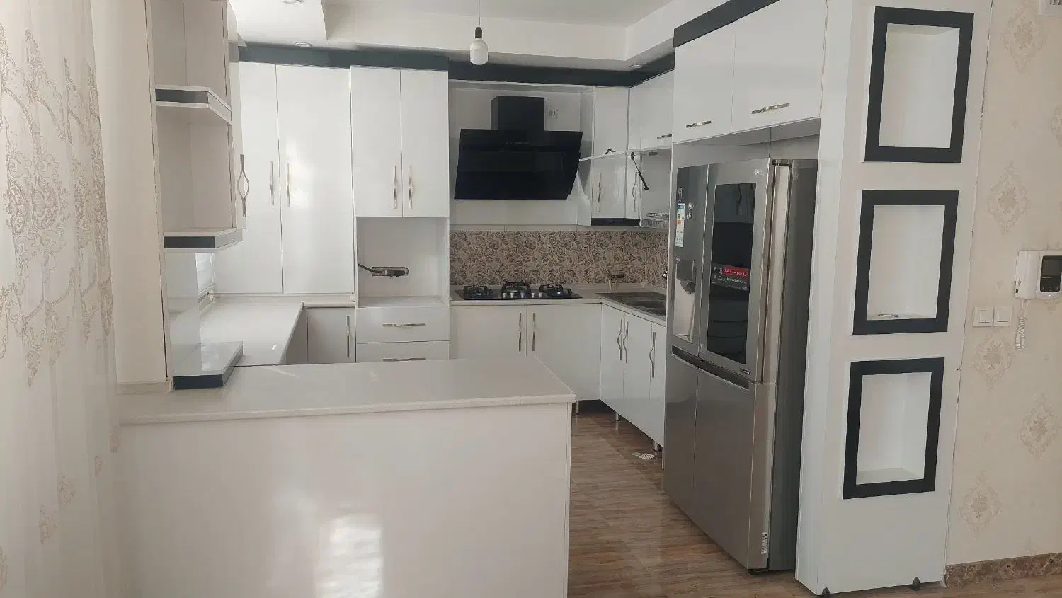 رهن کامل طبقه همکف راه جدا شهرک نسیم پنج|اجارهٔ آپارتمان|شاهین‌شهر, نسیم ۵|دیوار