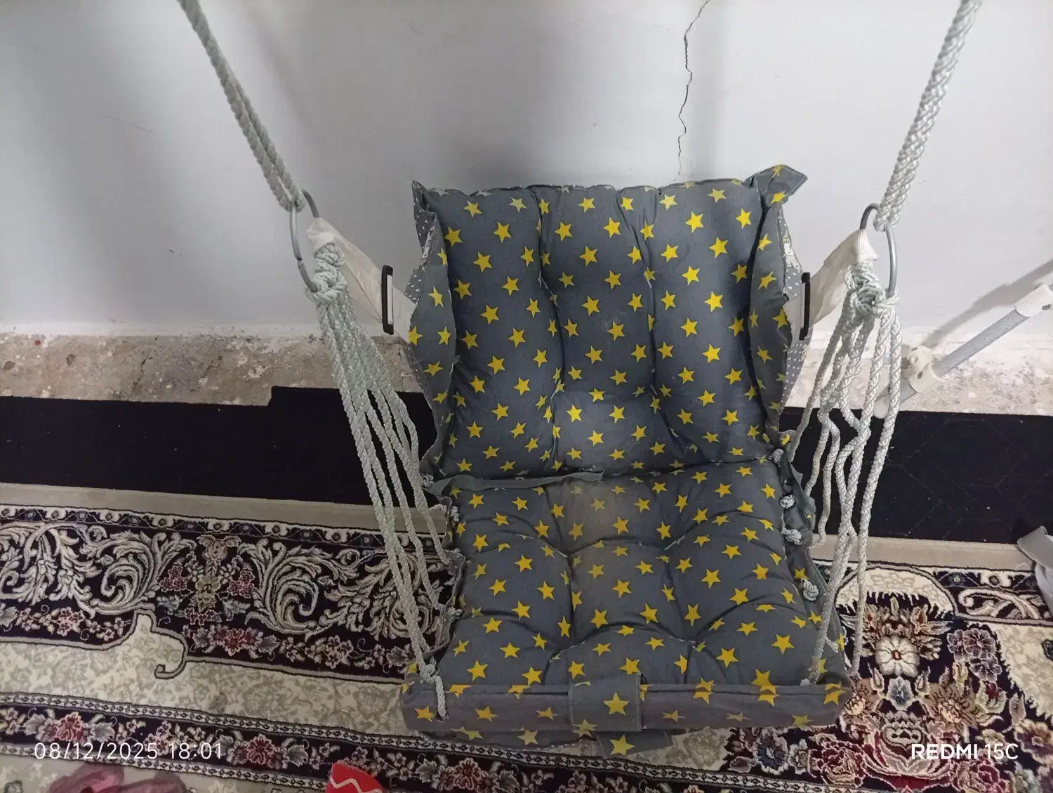 تاب بچه|اسباب و اثاث بچه|تربت جام, حافظ|دیوار