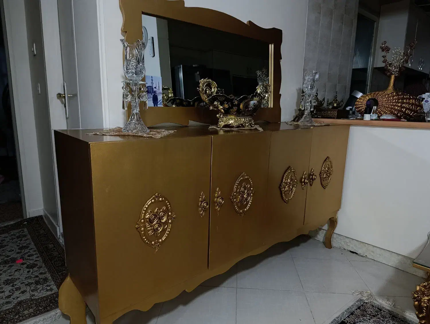 کنسول|بوفه، ویترین، کنسول|پرند, فاز ۲|دیوار