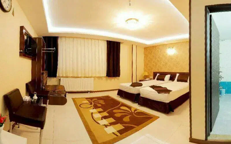تور مشهد با اتوبوس vip و قطار همه روزه|تور و چارتر|شیراز, فرهنگ شهر|دیوار