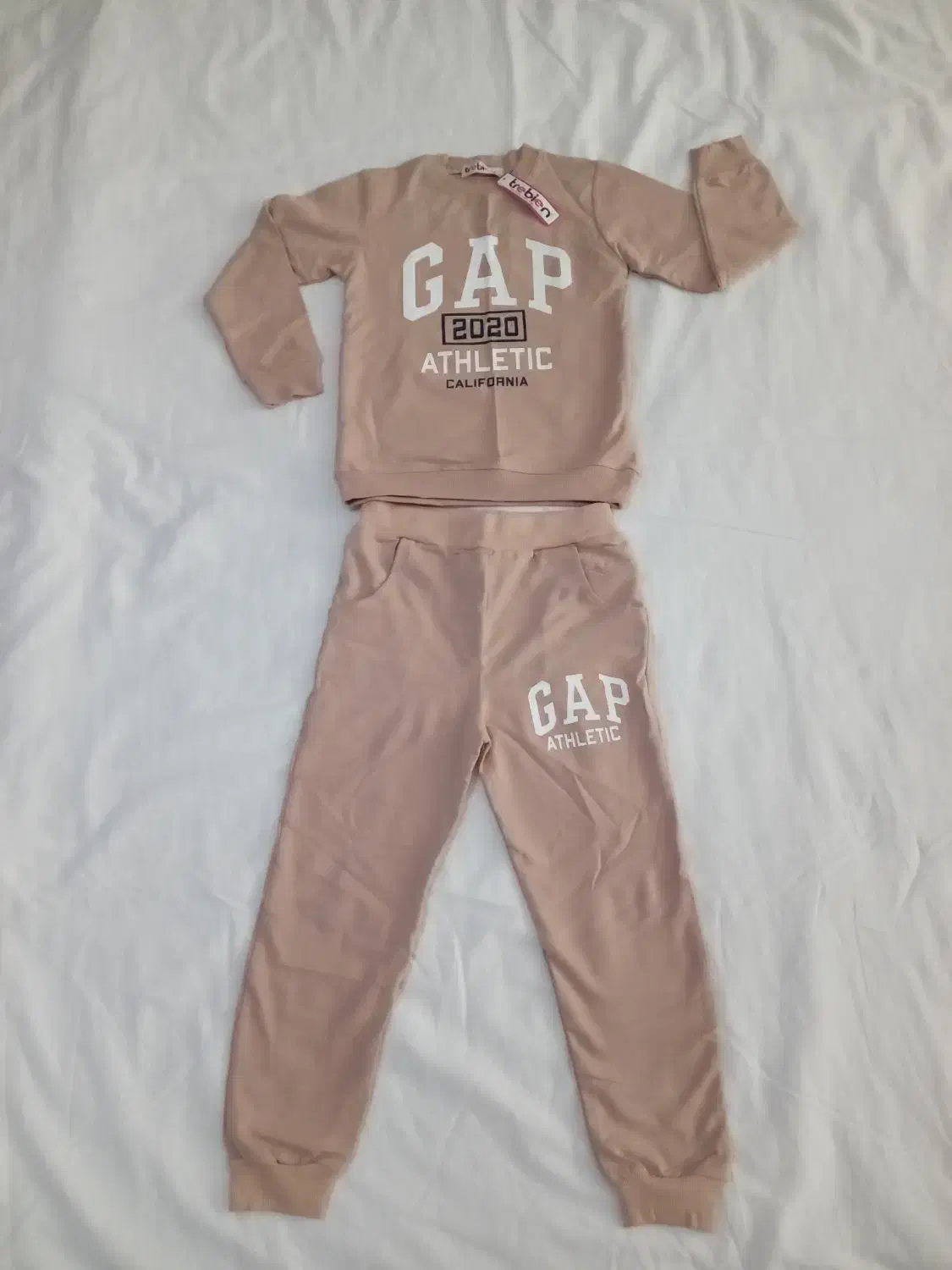 ست بچه گانه|کفش و لباس بچه|رباطکریم, رباطکریم|دیوار