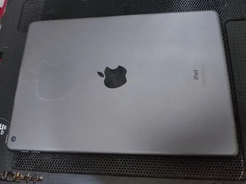 iPAd 8th|تبلت|پاکدشت, پاکدشت (مامازند)|دیوار