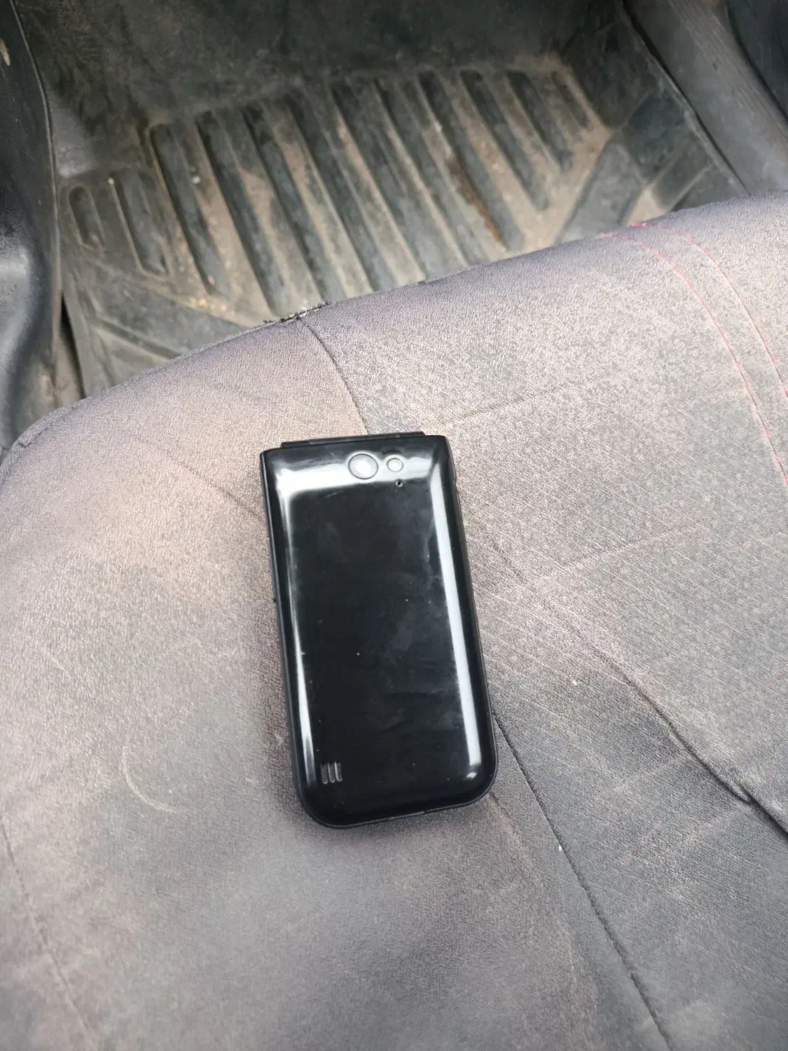 گوشی نوکیا 2720فیلیپ اصل ویتنام|موبایل|تیران, |دیوار