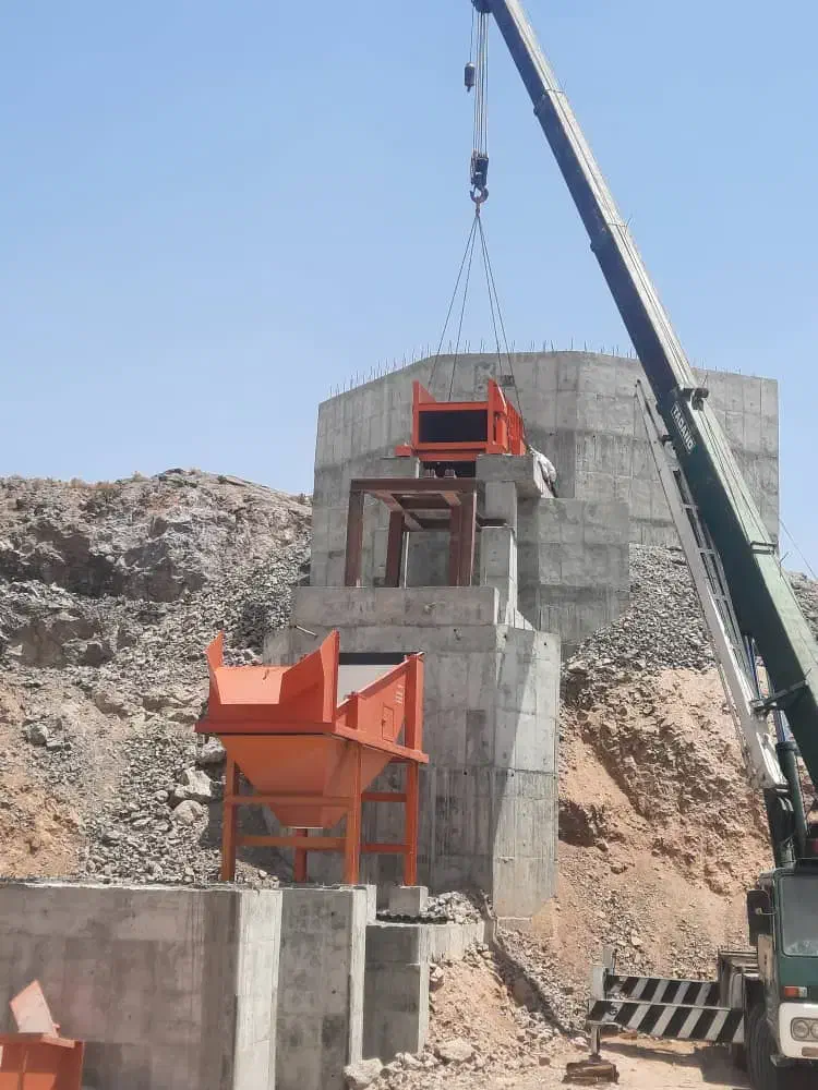 اپراتور و کارگر سنگ شکن|استخدام صنعتی، فنی، مهندسی|آشتیان, |دیوار