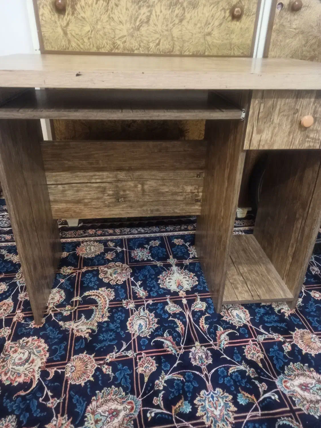 میز تحریر کشو دار جنس خوب|میز تحریر و کامپیوتر|کرمان, |دیوار