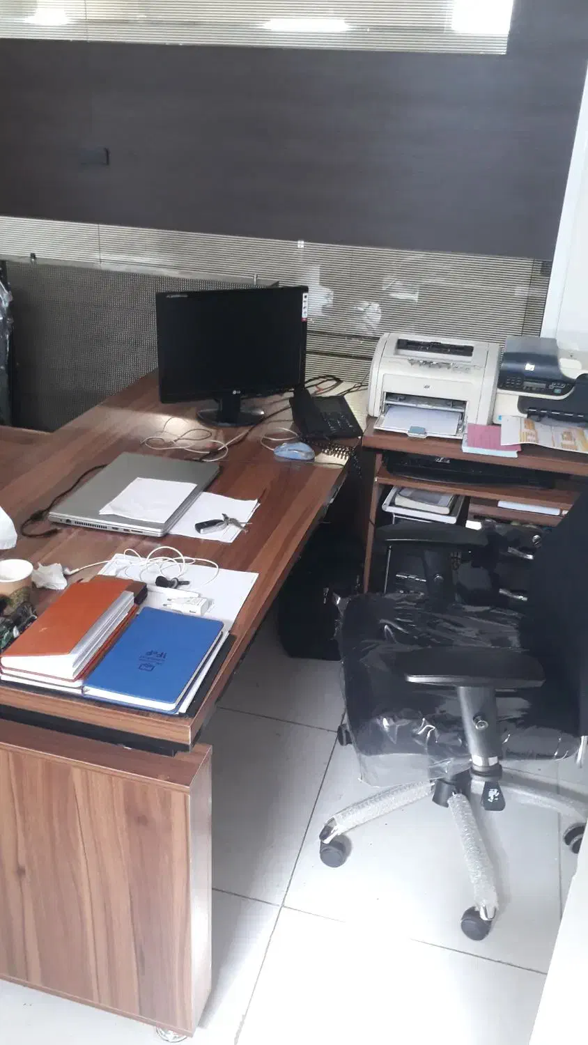 میز مدیریت و کنفرانسی|مبلمان اداری|قزوین, |دیوار