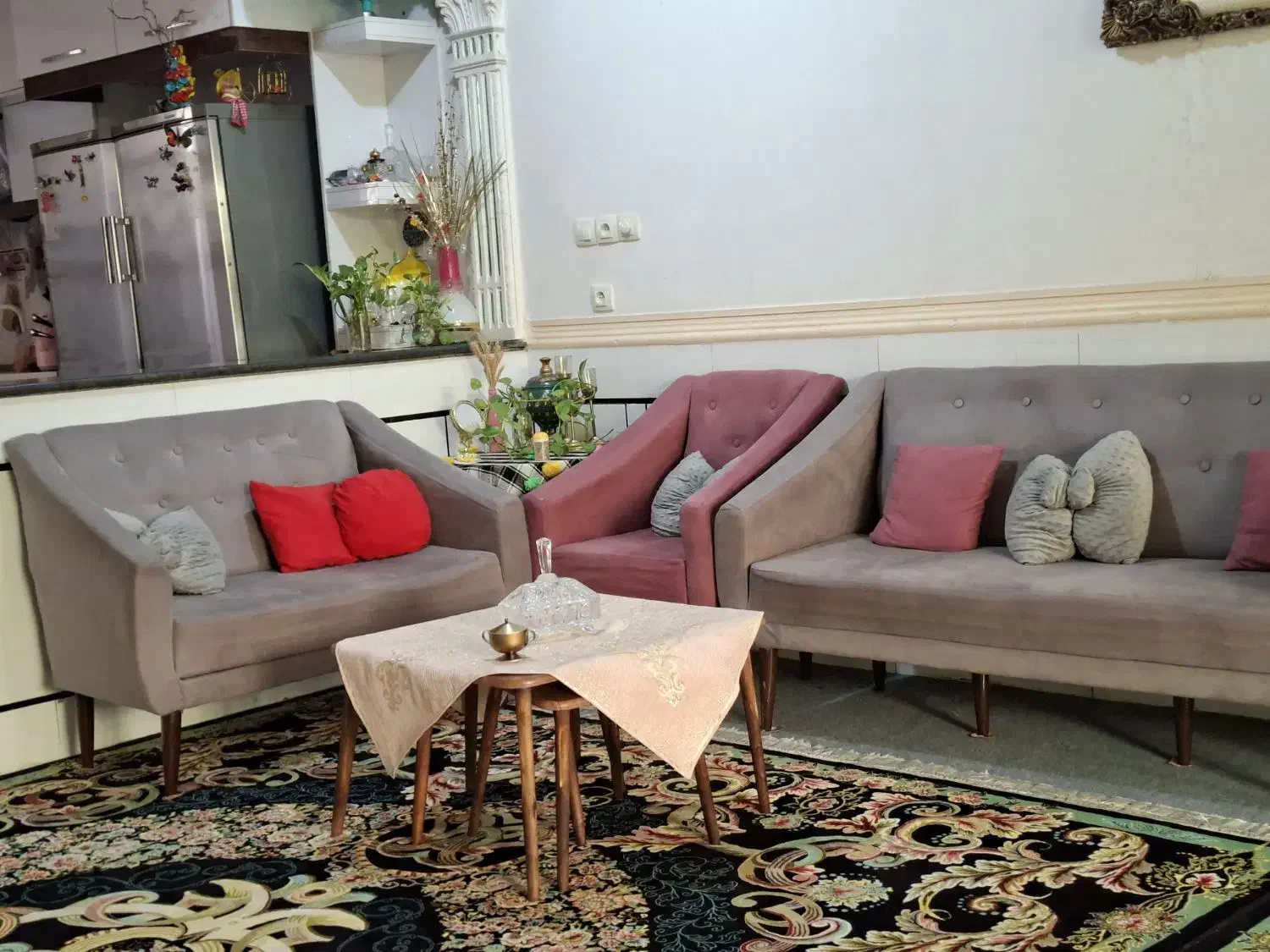 مبل ۱۰ملیون|مبلمان خانگی و میز عسلی|گتوند, |دیوار