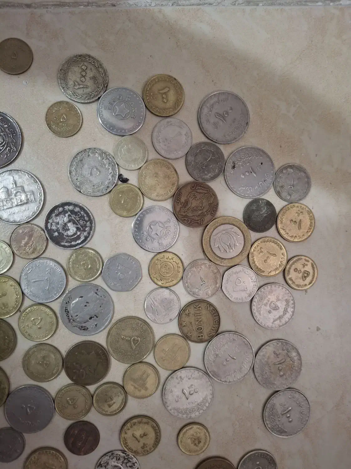 یه تعدادسکه هم ایرانی وهم خارجی|کلکسیون سکه، تمبر، اسکناس|زنجان, |دیوار