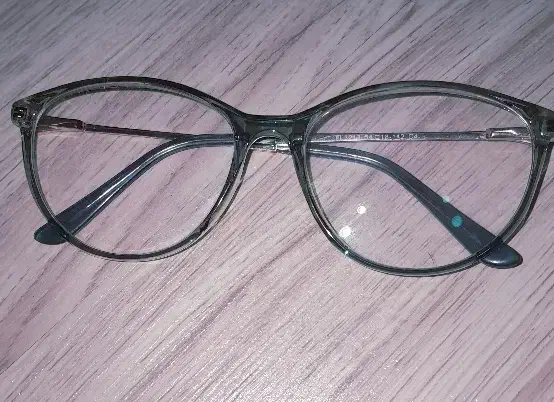 قاب عینک / فرم عینک|زیورآلات و اکسسوری|بندرعباس, |دیوار