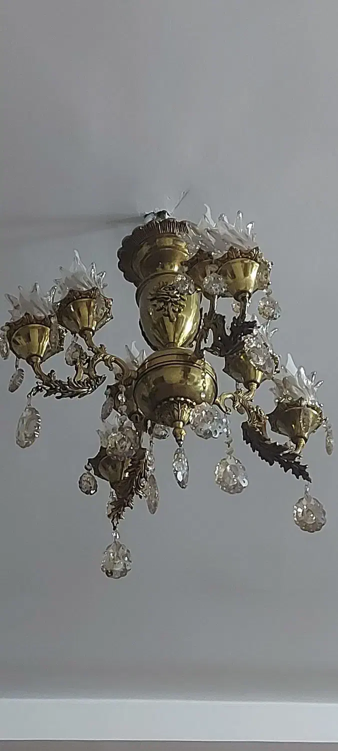 لوستر|لوستر و چراغ آویز|پاکدشت, پاکدشت (مامازند)|دیوار