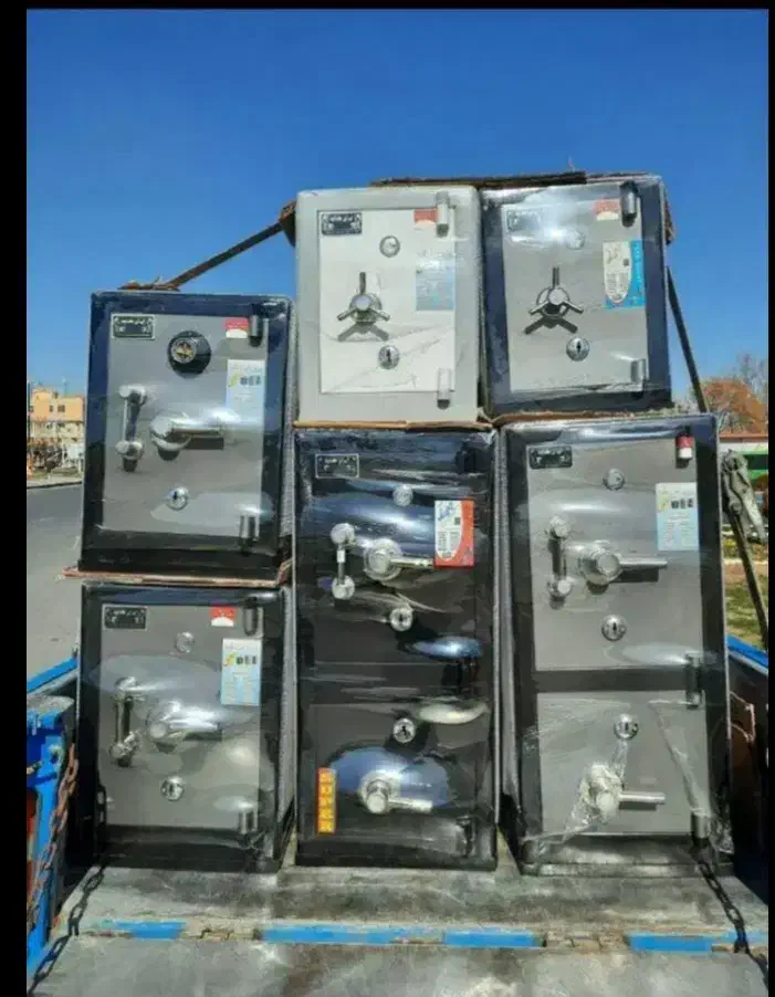 گاوصندوق قربانی|ابزارآلات|قرچک, باقرآباد|دیوار