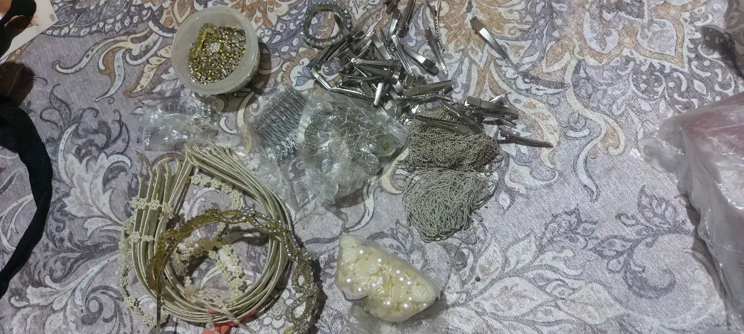 وسایل ریسه وتاج نگینی|زیورآلات و اکسسوری|محمدشهر, ولدآباد|دیوار