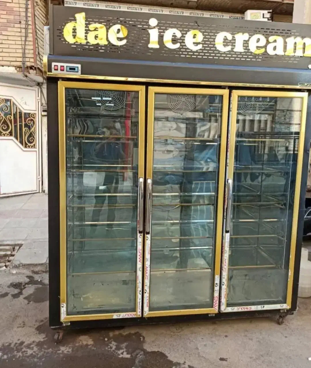 یخچالوفریزر ایستاده فروشگاه کم‌مصرف|فروشگاه و مغازه|بهشهر, |دیوار
