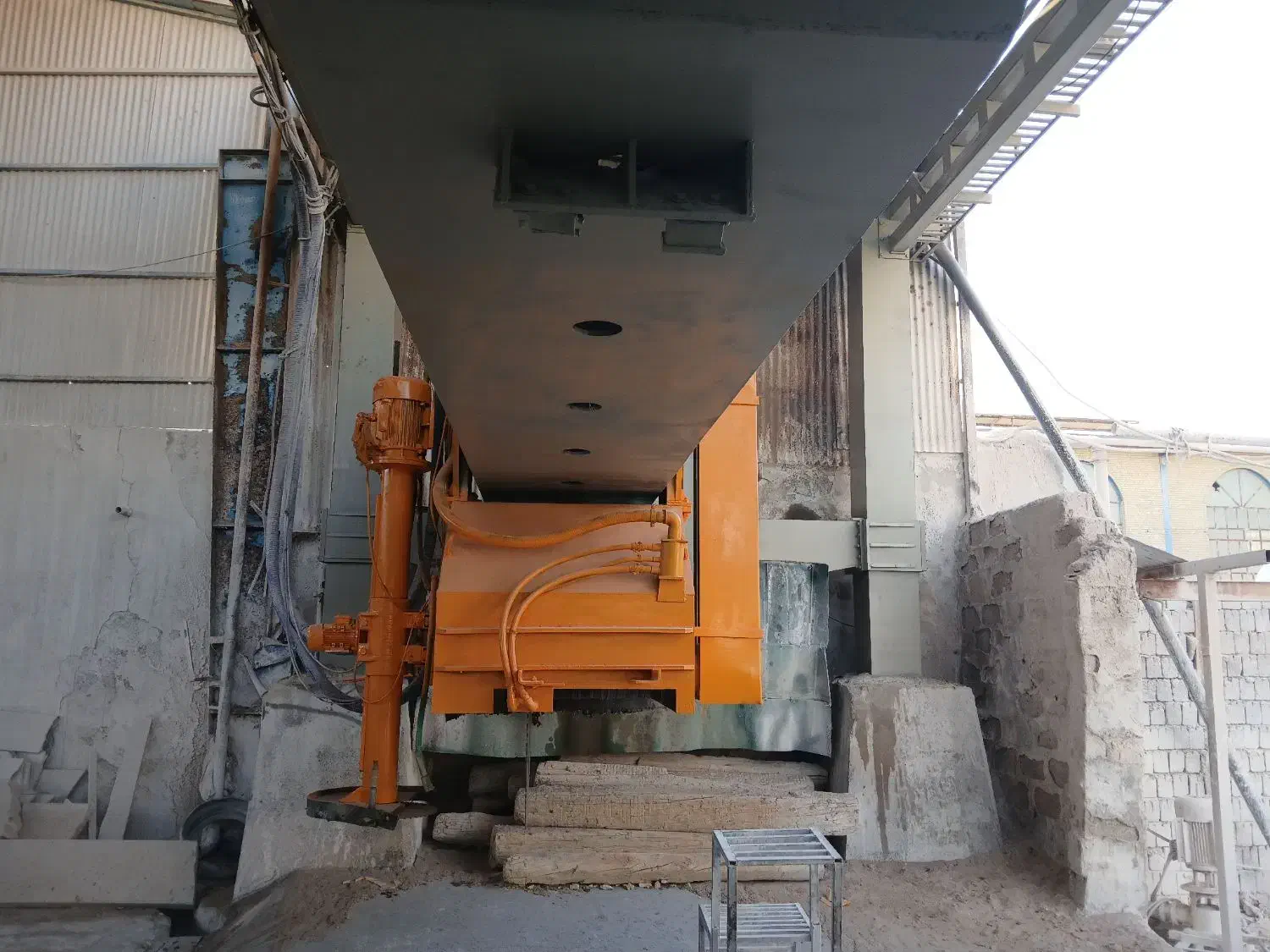 دستگاه سنگبری|ماشینآلات صنعتی|اصفهان, محمودآباد|دیوار