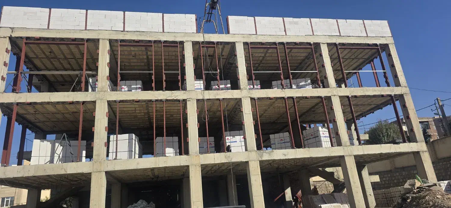 خواهان جوشکار مسلط به درب و پنجره فلزی|استخدام صنعتی، فنی، مهندسی|مهاباد (آذربایجان غربی), |دیوار