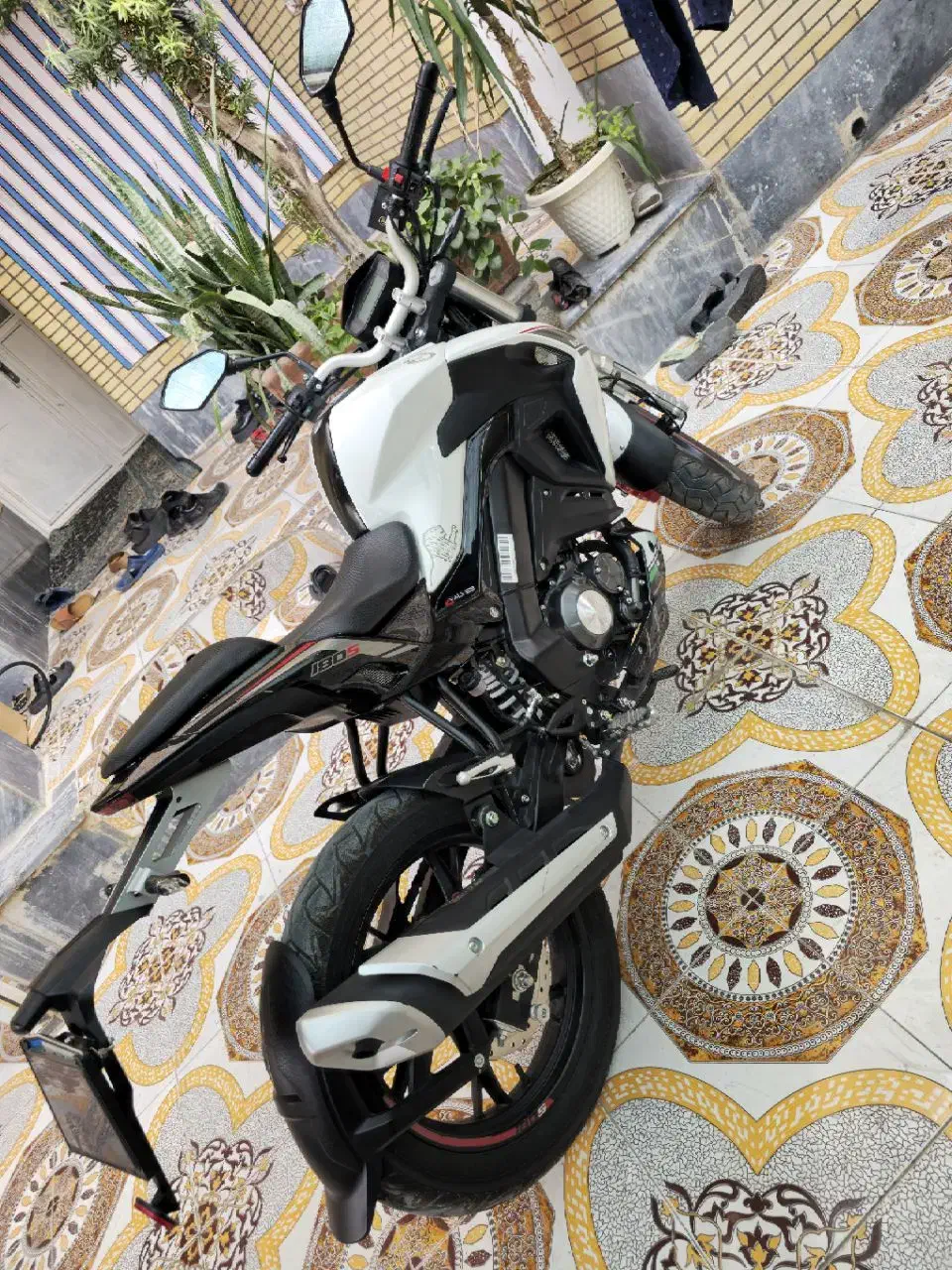 بنلی 180s|موتورسیکلت|دهدشت, |دیوار