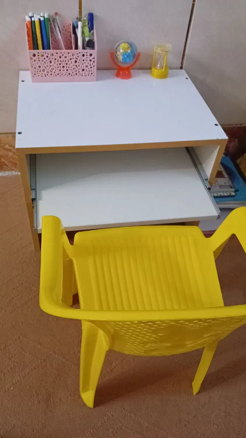 کیف گیتار میزتحریر لباس تابلو ظرف|کیف، کفش، کمربند|کلاله, |دیوار