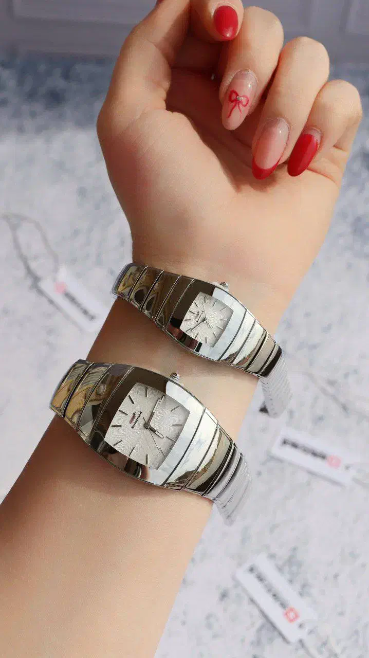 ساعت پرفروش swistrackدر رنگبندی جذاب|ساعت|خوی, |دیوار