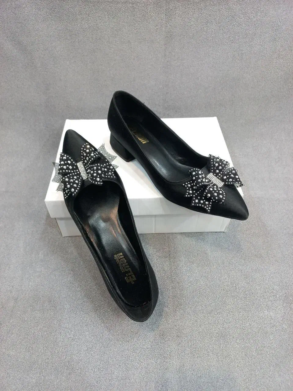 انواع کفش دمپایی ورق بزنید و توضیحات خوانده بشه|کیف، کفش، کمربند|اردبیل, |دیوار