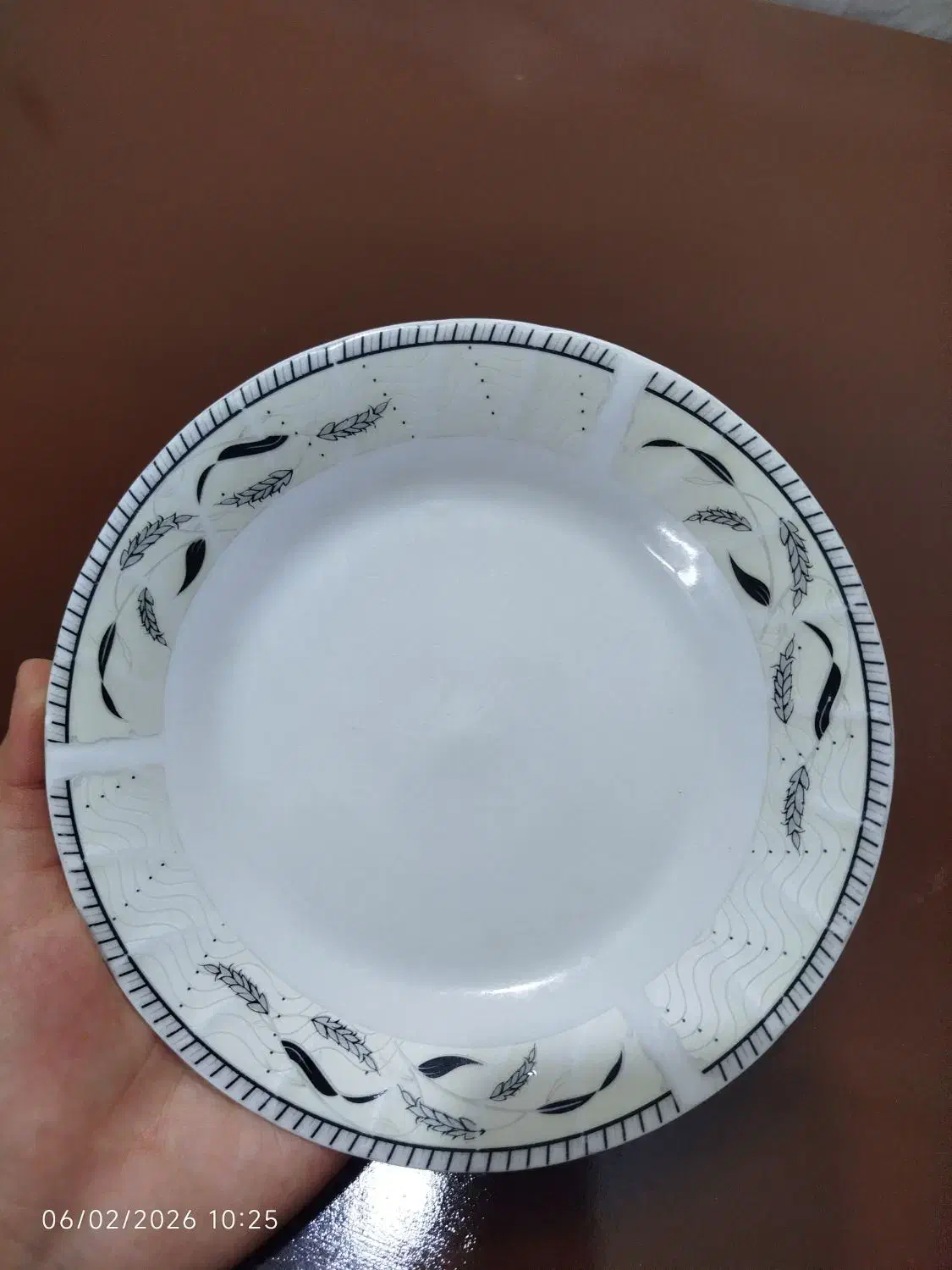 فروش بشقاب چینی|ظروف سرو و پذیرایی|بروجرد, |دیوار