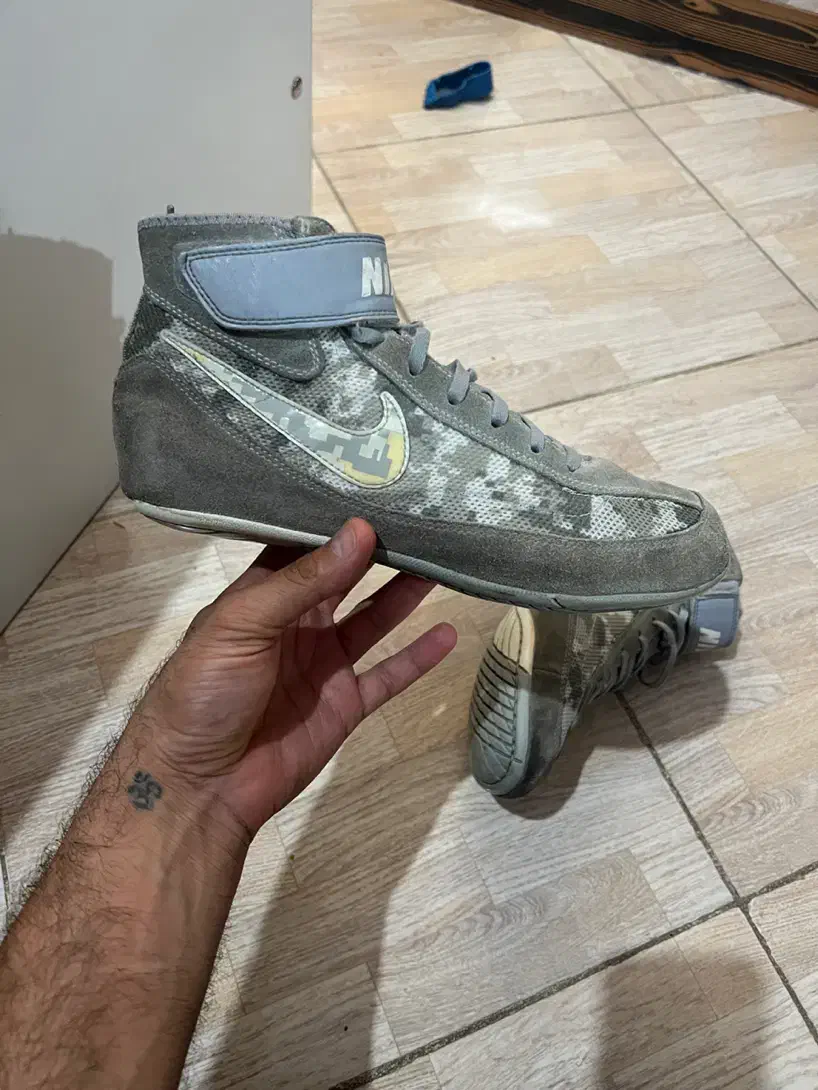 کتونی کشتی اورجینال|تجهیزات ورزشی|اسلامشهر, شهرک انبیا|دیوار