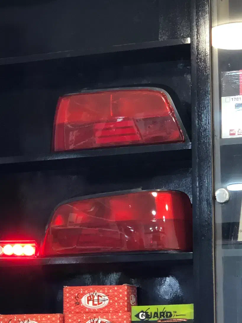 چراغ عقب پارس|قطعات یدکی و لوازم جانبی|محمودآباد, |دیوار