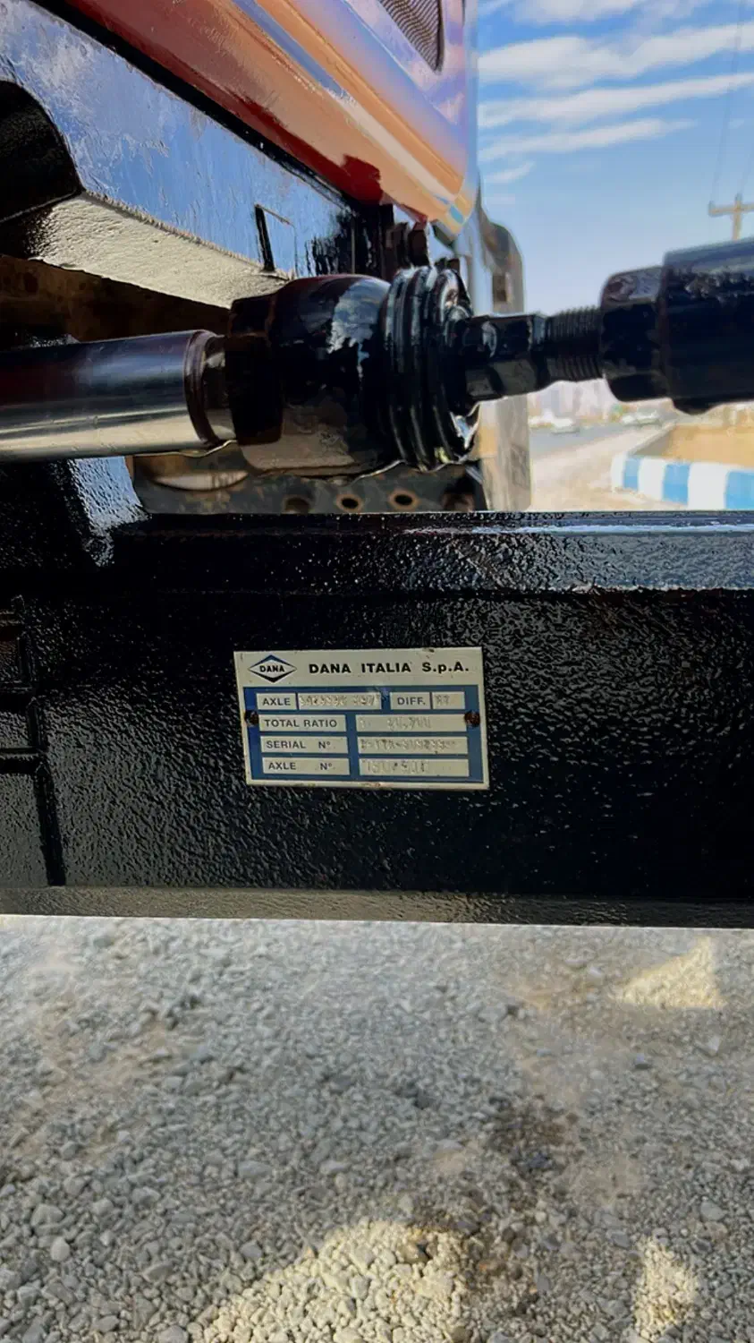 تراکتور ۳۹۹ جفت مدل ۸۴ دف ایتالیا|خودرو سنگین|مبارکه, |دیوار