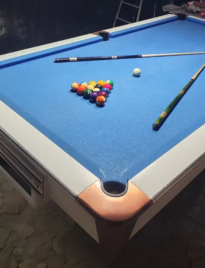 بیلیارد ایت رایلی|ورزش‌های توپی|انگوران, |دیوار