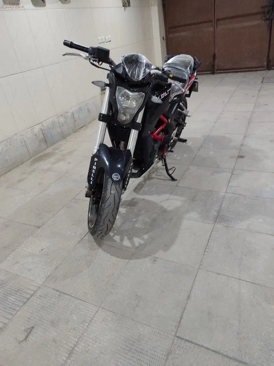 بنلی ۲۵۰ تک|موتورسیکلت|اصفهان, ملکشهر|دیوار