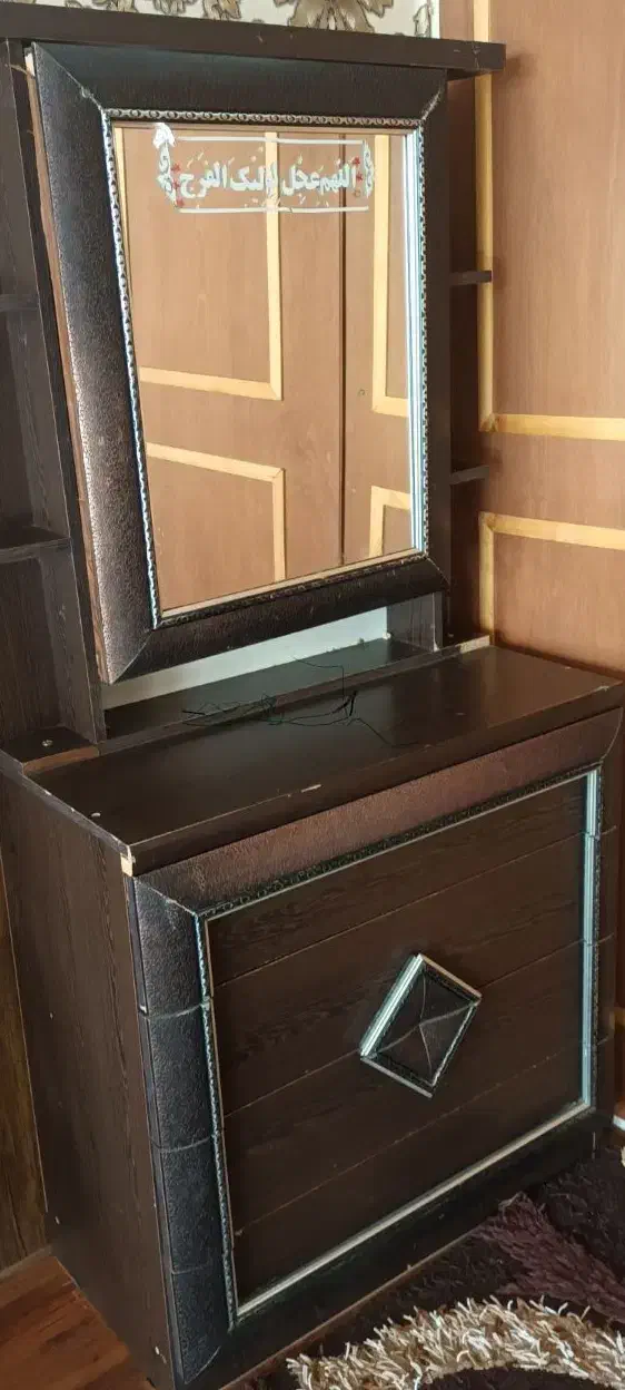 میز آرایش|تخت و سرویس خواب|خرمآباد, |دیوار