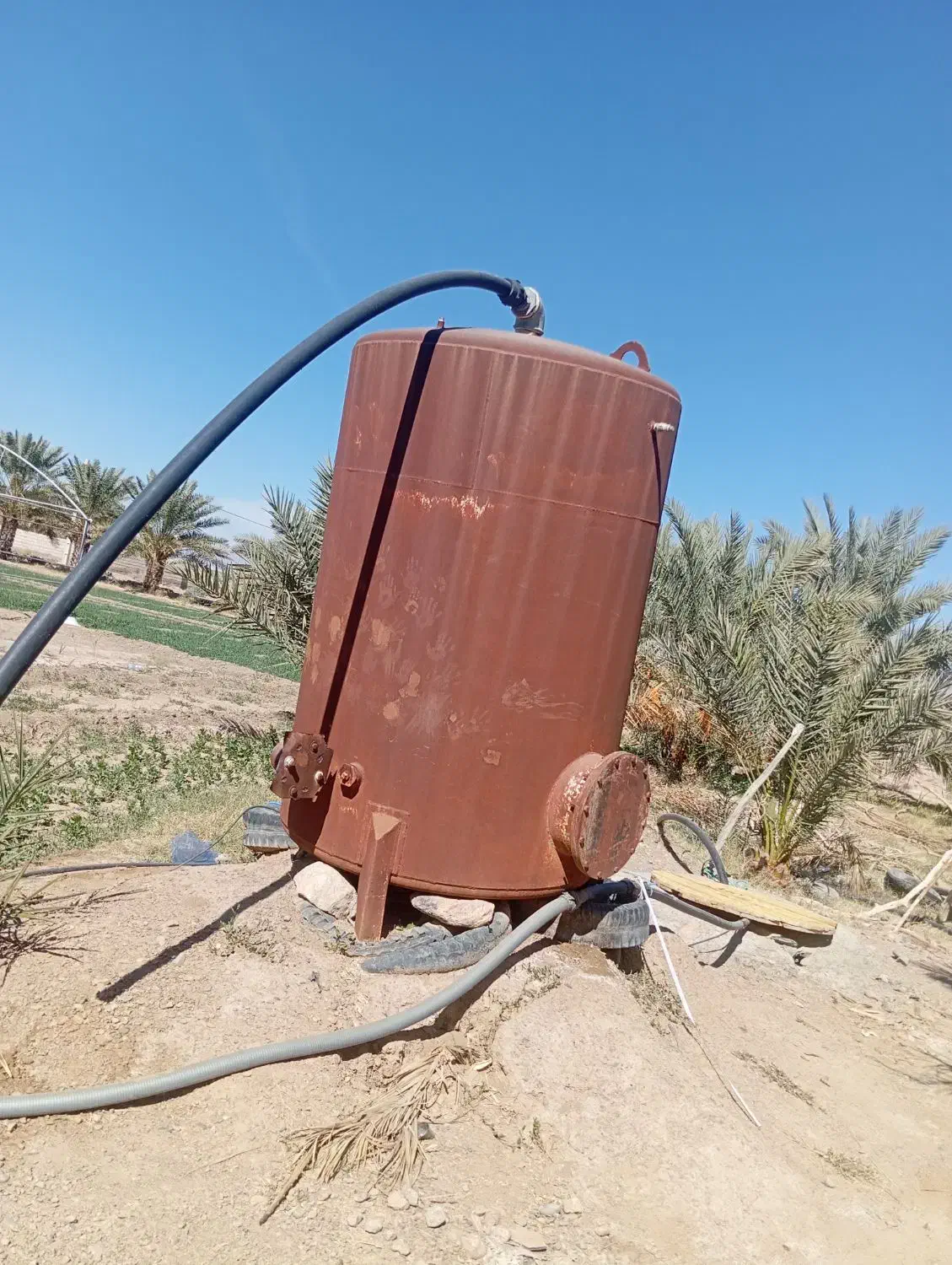 فروش تانکر 3/5هزار لیتری|مصالح و تجهیزات ساختمان|مهرستان, |دیوار