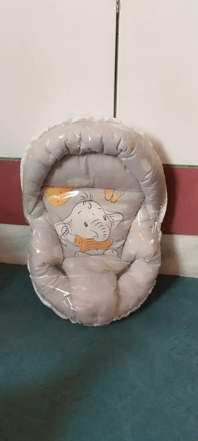 آغوشی نوزاد|اسباب و اثاث بچه|فلاورجان, |دیوار