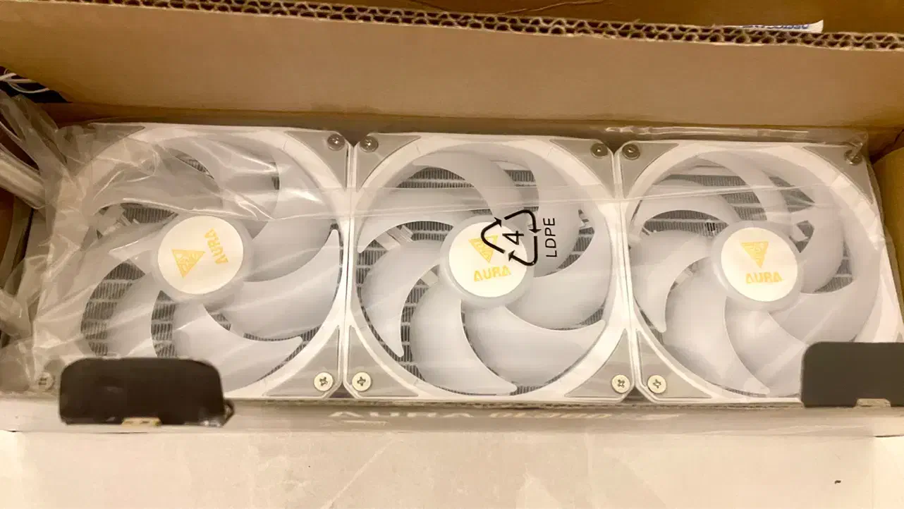 فن کیس سفید گیمدیاس|قطعات و لوازم جانبی رایانه|شیراز, سینما سعدی|دیوار