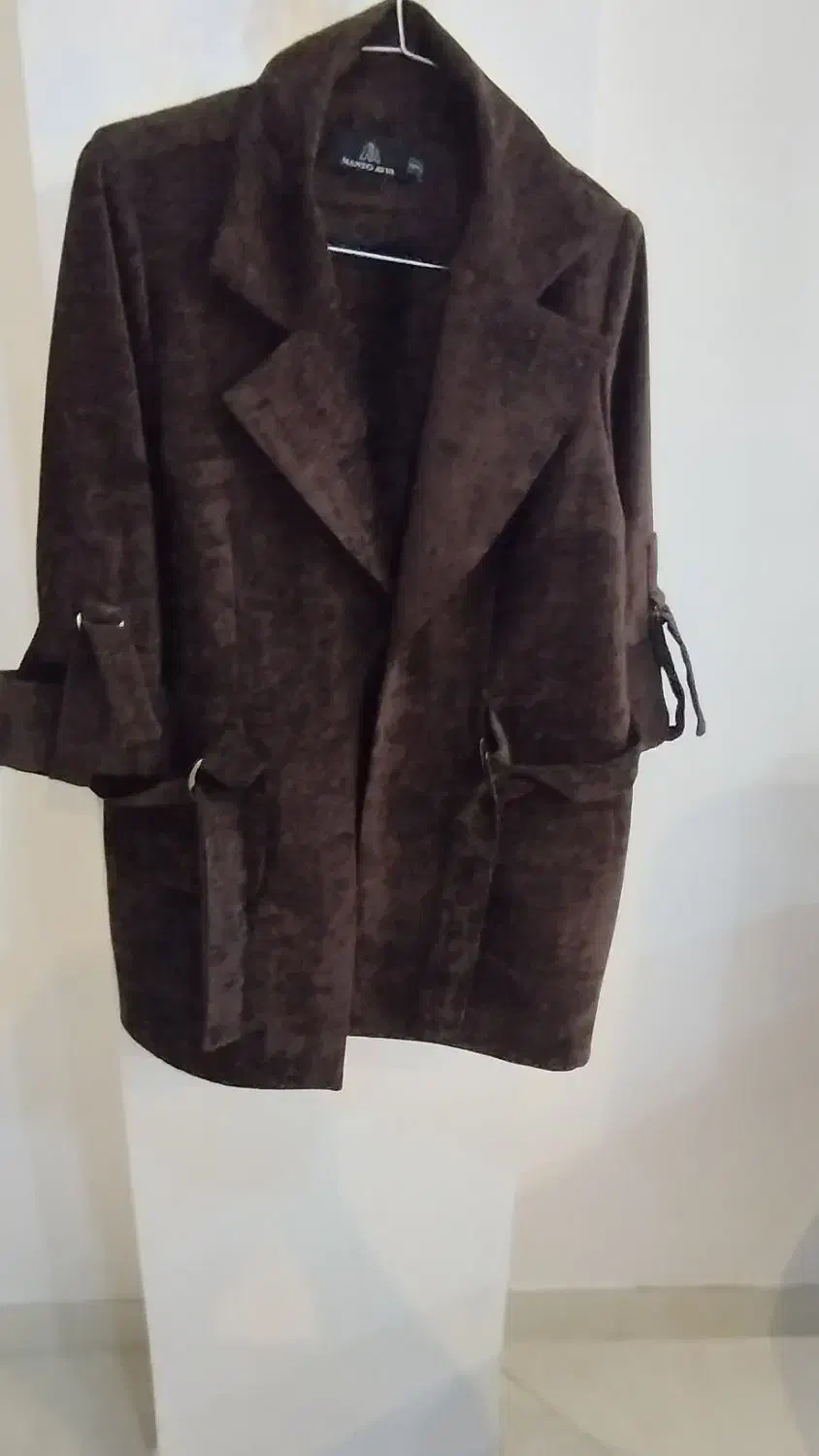 کت مخمل درجه یک قهوه ای رنگ|لباس|اراک, |دیوار