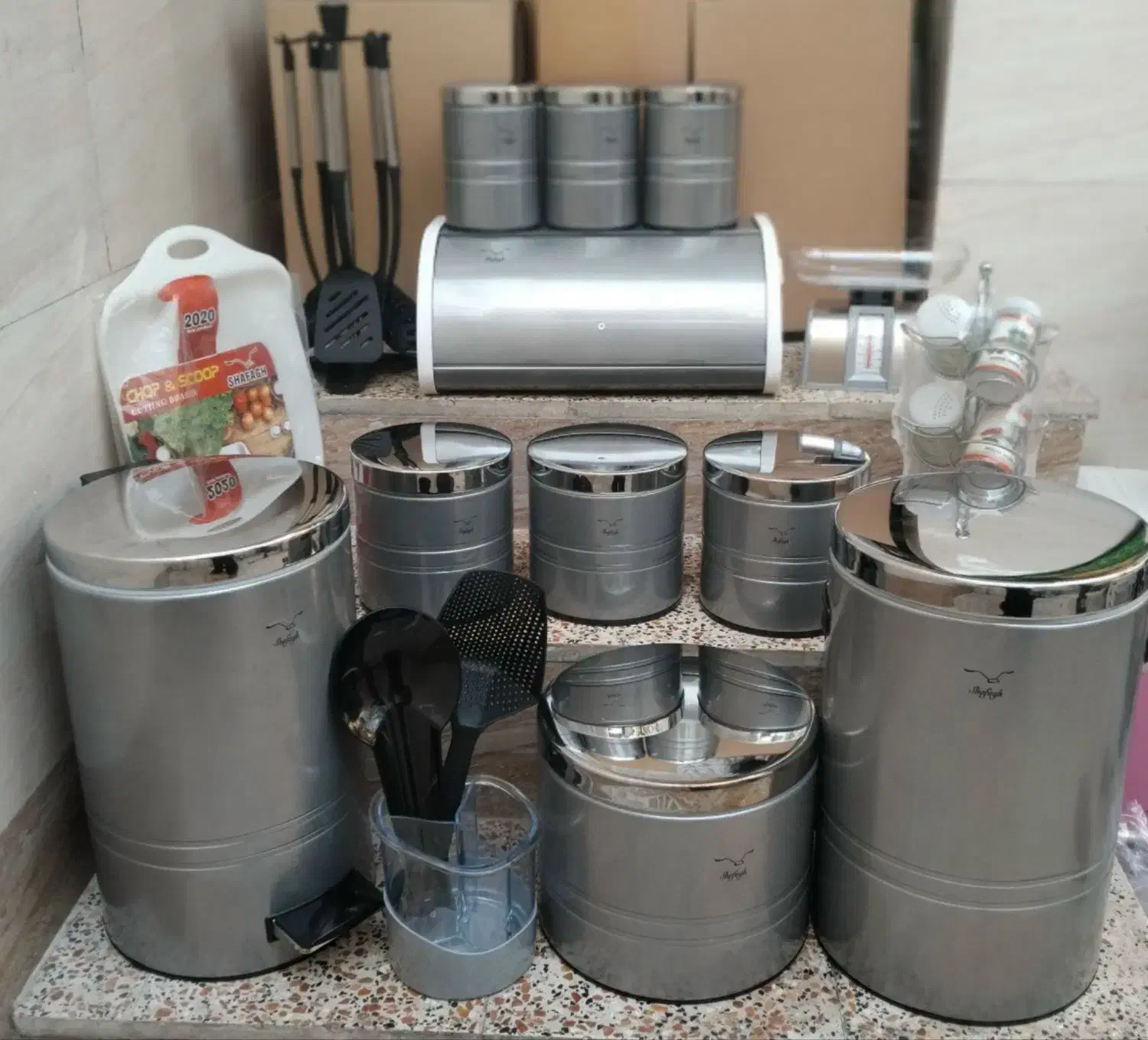 سرویس آشپزخانه اورانوس شفق|ظروف نگهدارنده، پلاستیکی، یکبارمصرف|بهارستان, |دیوار