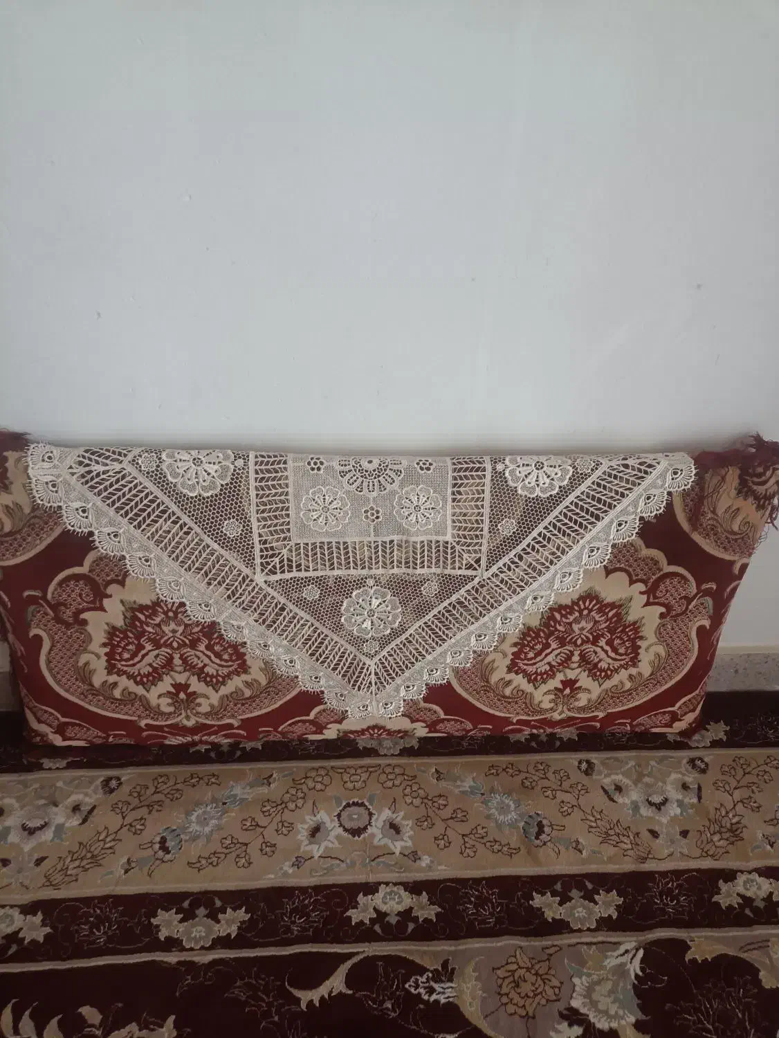 فرش 12متری و4عدد پشتی|فرش|سنندج, |دیوار