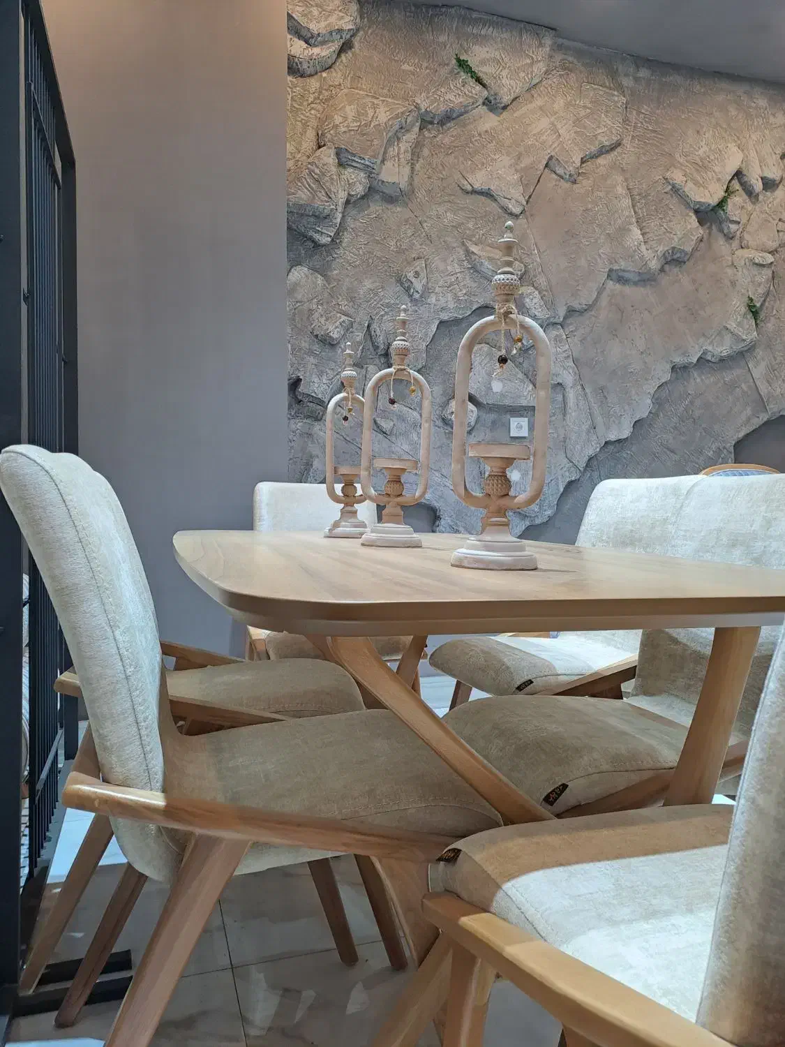 غذاخوری ارغوان|ظروف سرو و پذیرایی|شاهین دژ, |دیوار