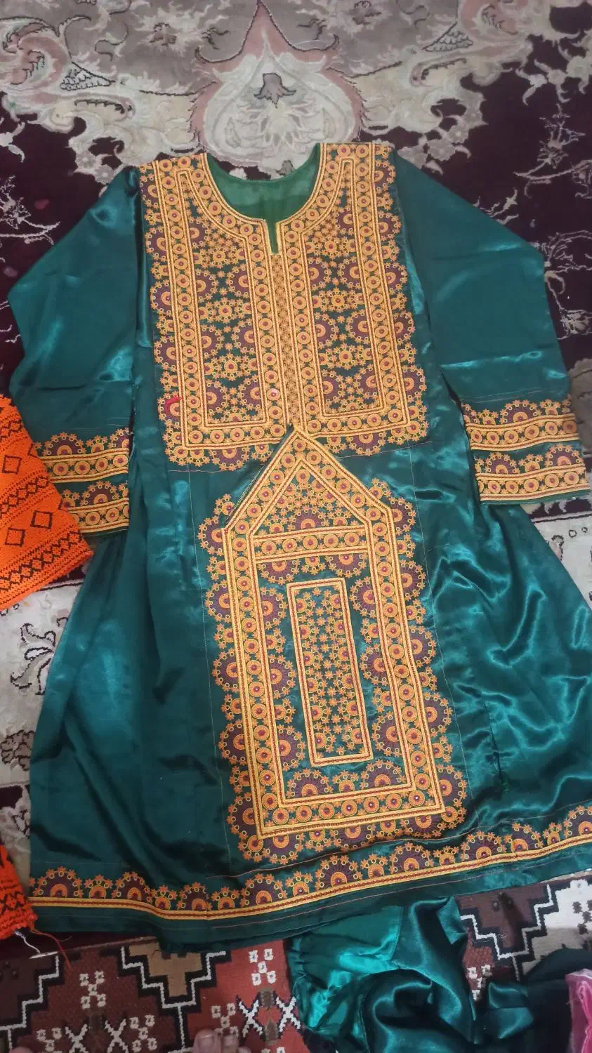 زیح|لباس|خاش, |دیوار