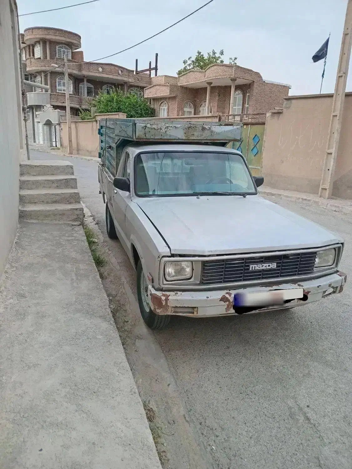 مزدا ۲۰۰۰ مدل۸۳ تمارنگ|خودرو سواری و وانت|نقده, |دیوار