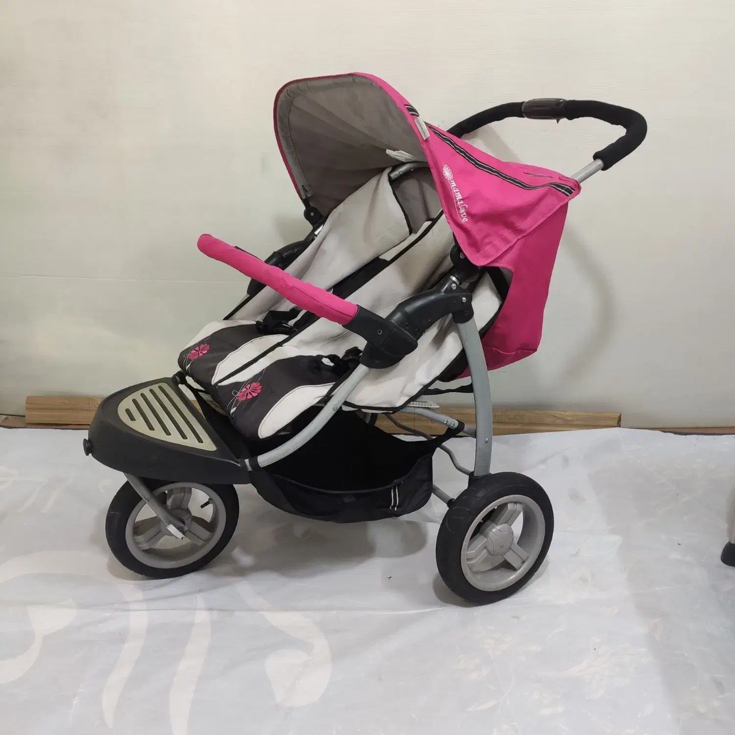 با کیفیت ترین کالسکه های دوقلو شیک واصل خارجی|کالسکه و لوازم جانبی|مشهد, اروند|دیوار