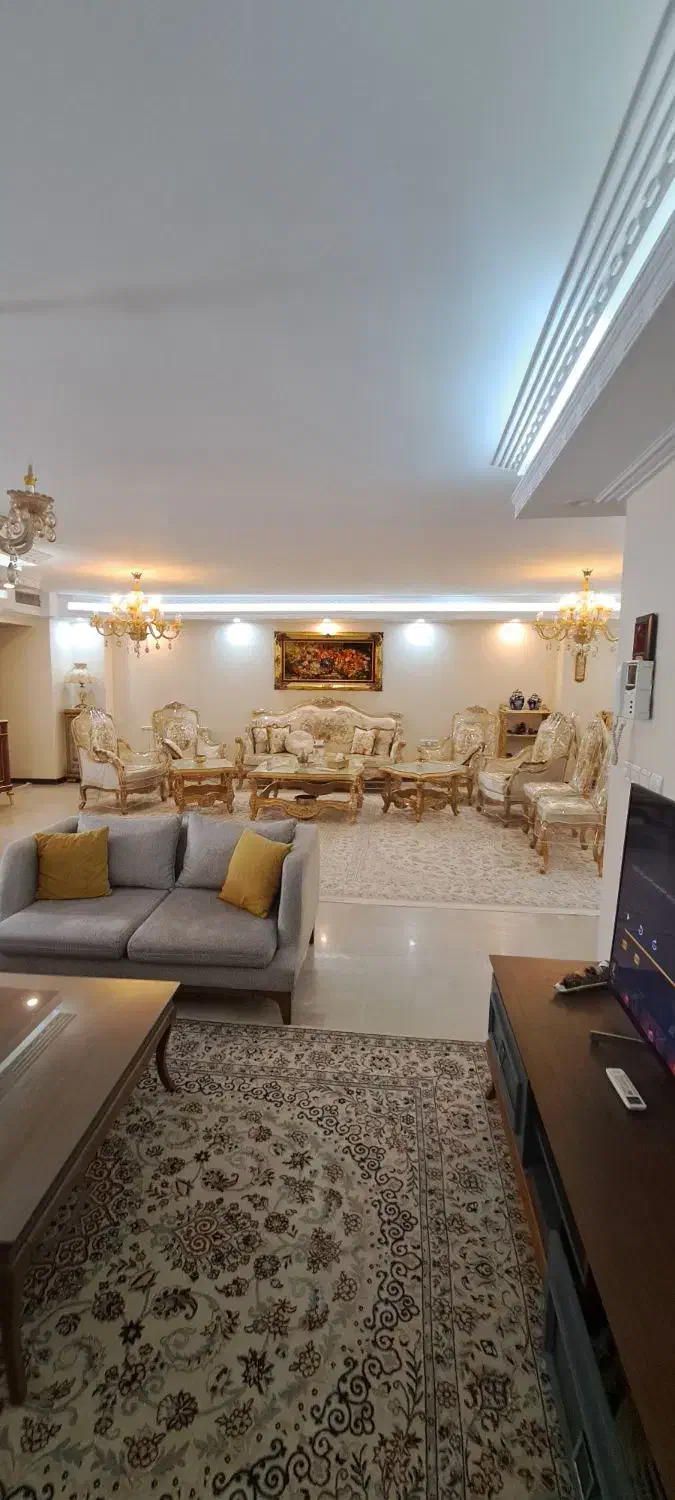 اپارتمان ۳خوابه تکواحدی (املاک سادات)|فروش آپارتمان|تهران, دروازه شمیران|دیوار