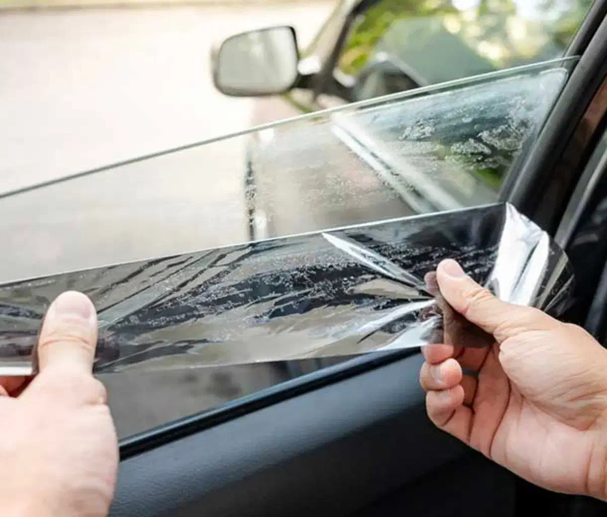 مرکز شیشه دودی و روکش و مانیتور|قطعات یدکی و لوازم جانبی|قم, انصارالحسین|دیوار