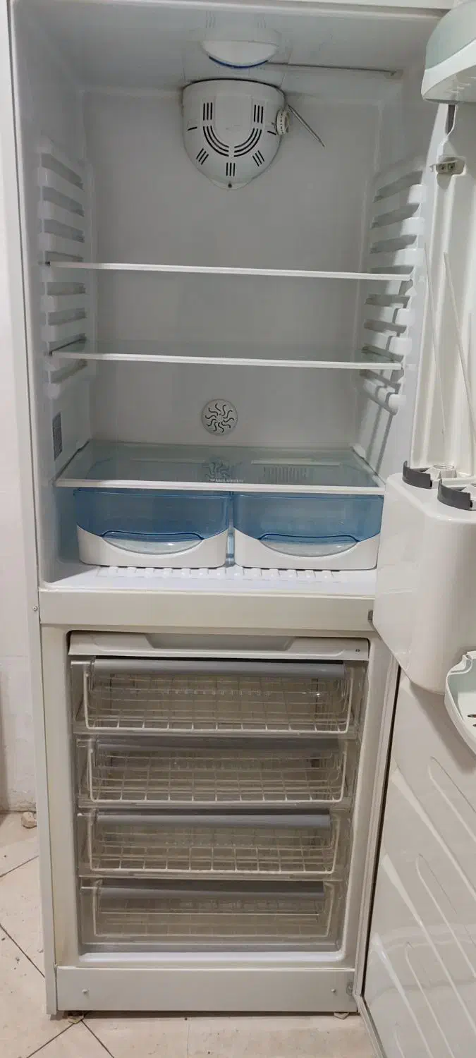 یخچال فریزر بدون برفک الکترواستیل|یخچال و فریزر|قم, علی آباد|دیوار