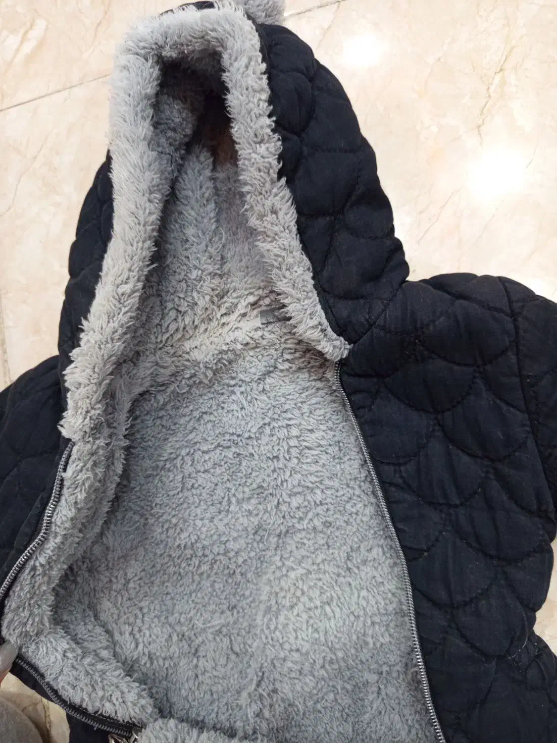 سرهمی پشمی نوزاد|لباس|سبزوار, قصبه غربی|دیوار