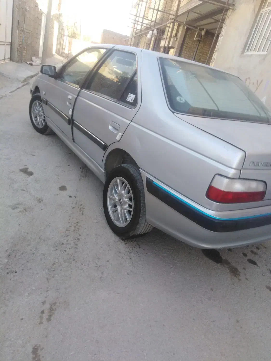 پارس 85|خودرو سواری و وانت|شیراز, بهارستان|دیوار