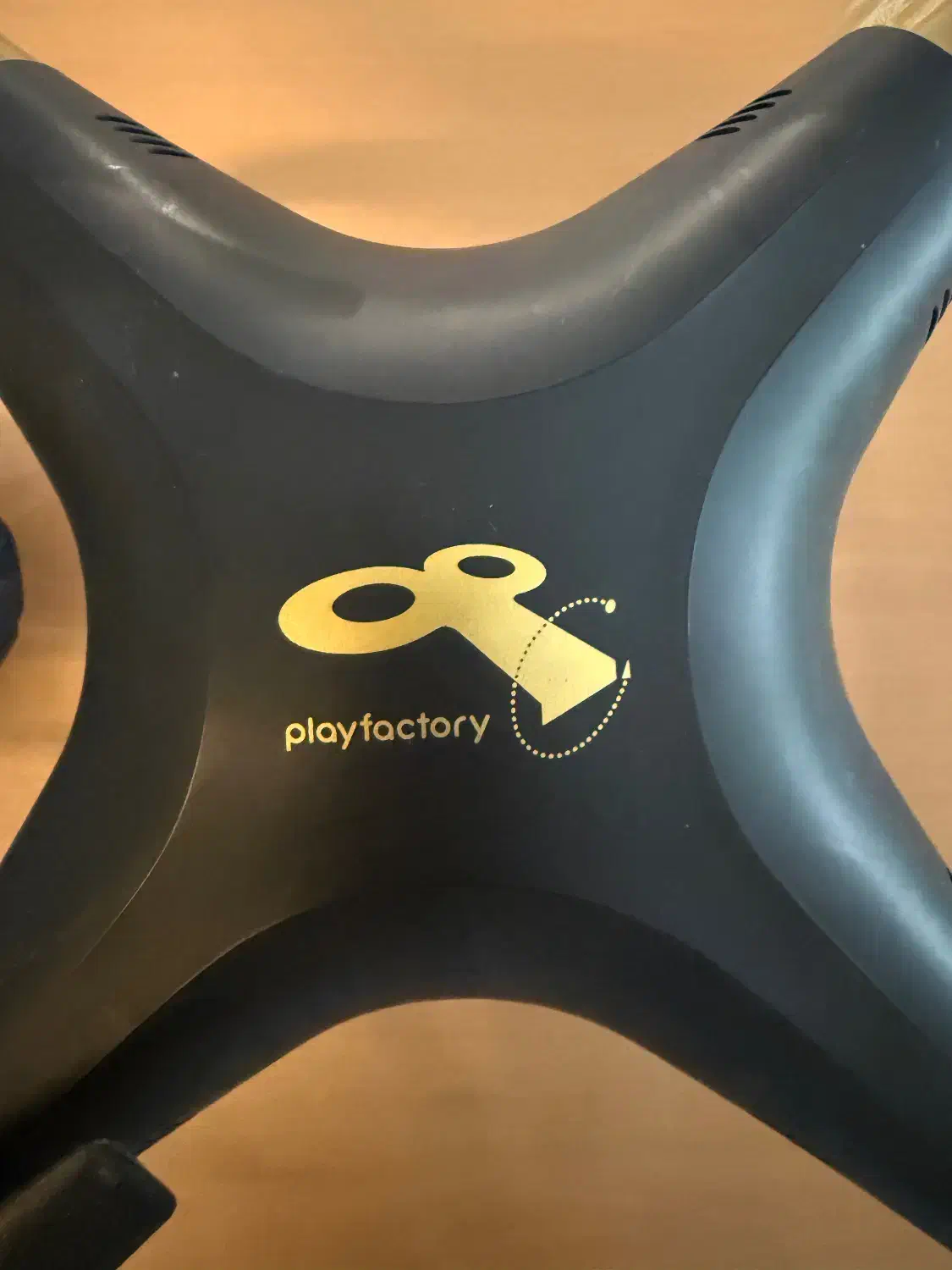 هلی شات play Factory - ادیشن گلد|دوربین عکاسی و فیلم‌برداری|تهران, شهرک غرب|دیوار