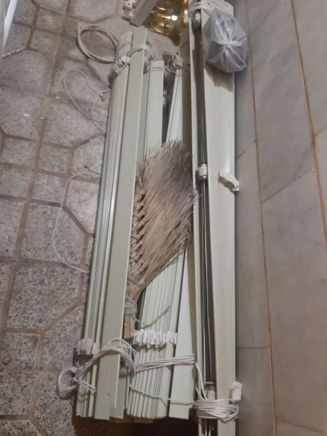 پرده کرکره فلزی ۲متر  ارتفاع در ۱ونیم عرض|پرده، رانر، رومیزی|یزد, |دیوار